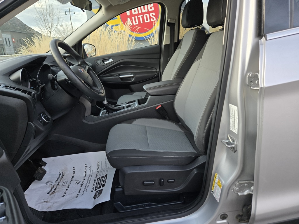 Used 2017 Ford Escape SE with VIN 1FMCU9G94HUB43608 for sale in Durango, CO