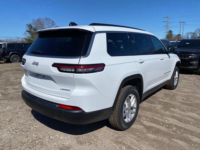 2025 Jeep Grand Cherokee Laredo X photo 2
