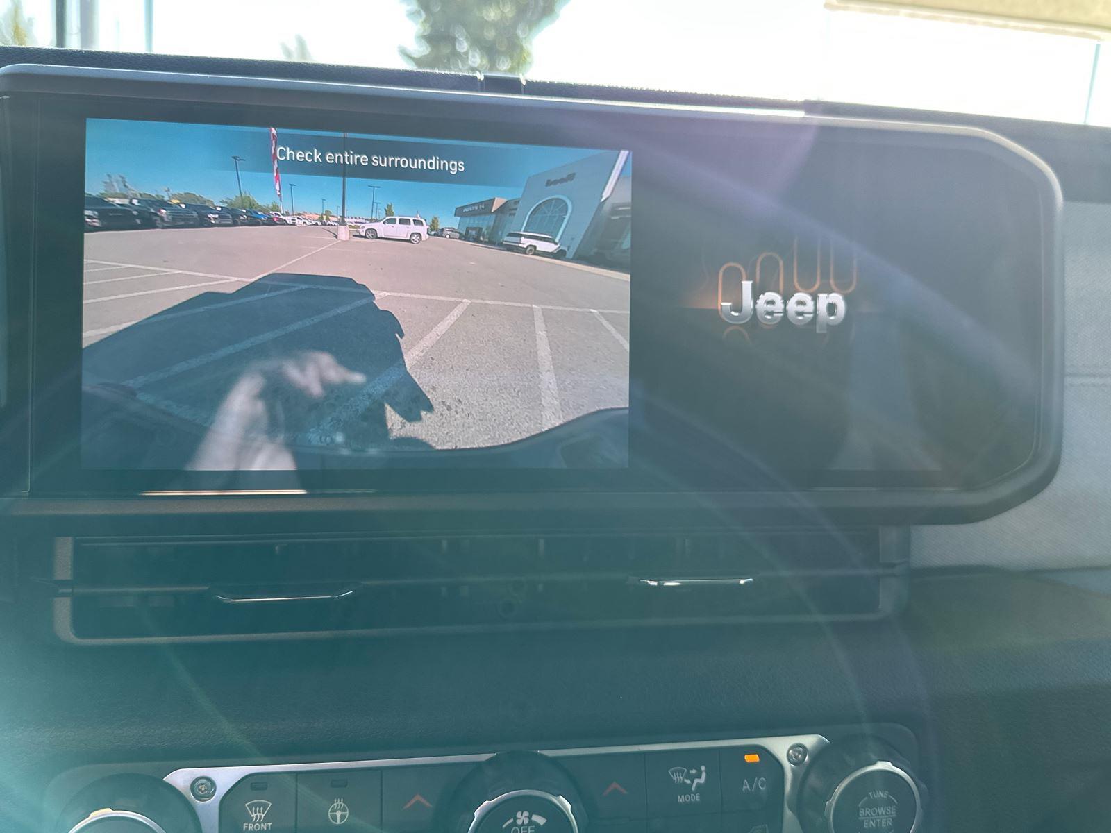 2025 Jeep Gladiator Sport S photo 18