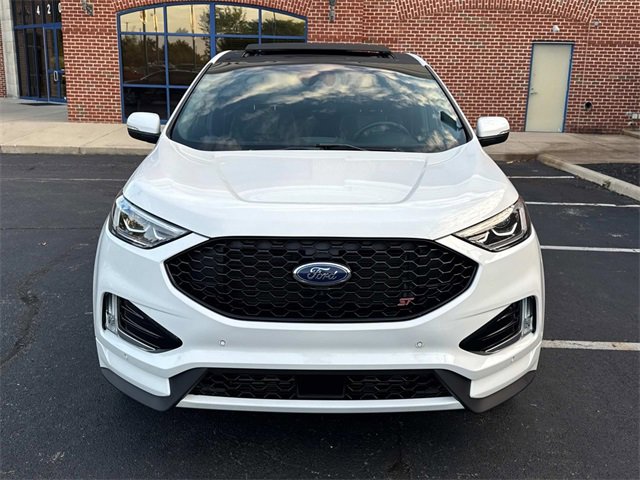 2020 Ford Edge ST photo 2
