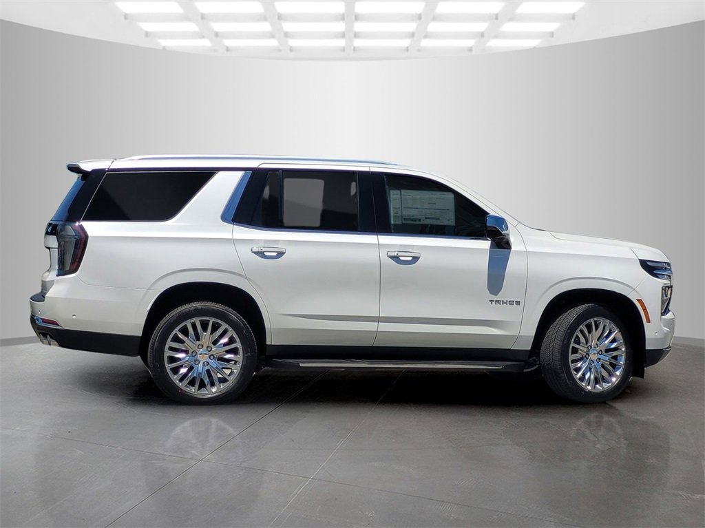 2025 Chevrolet Tahoe Premier photo 3