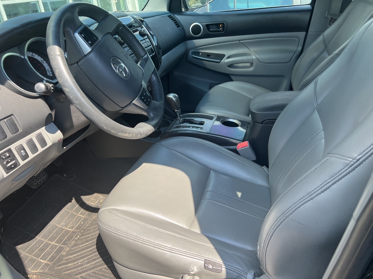 2012 Toyota Tacoma PreRunner photo 8