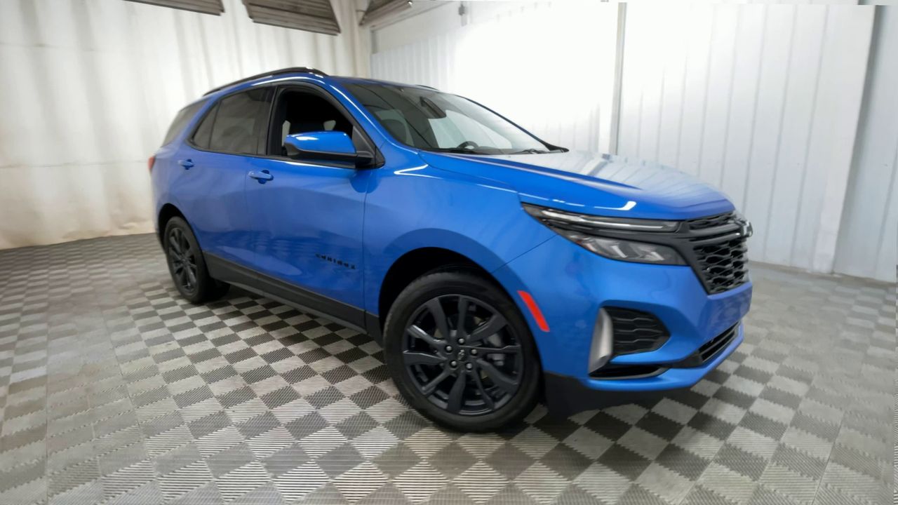 2024 Chevrolet Equinox RS photo 2