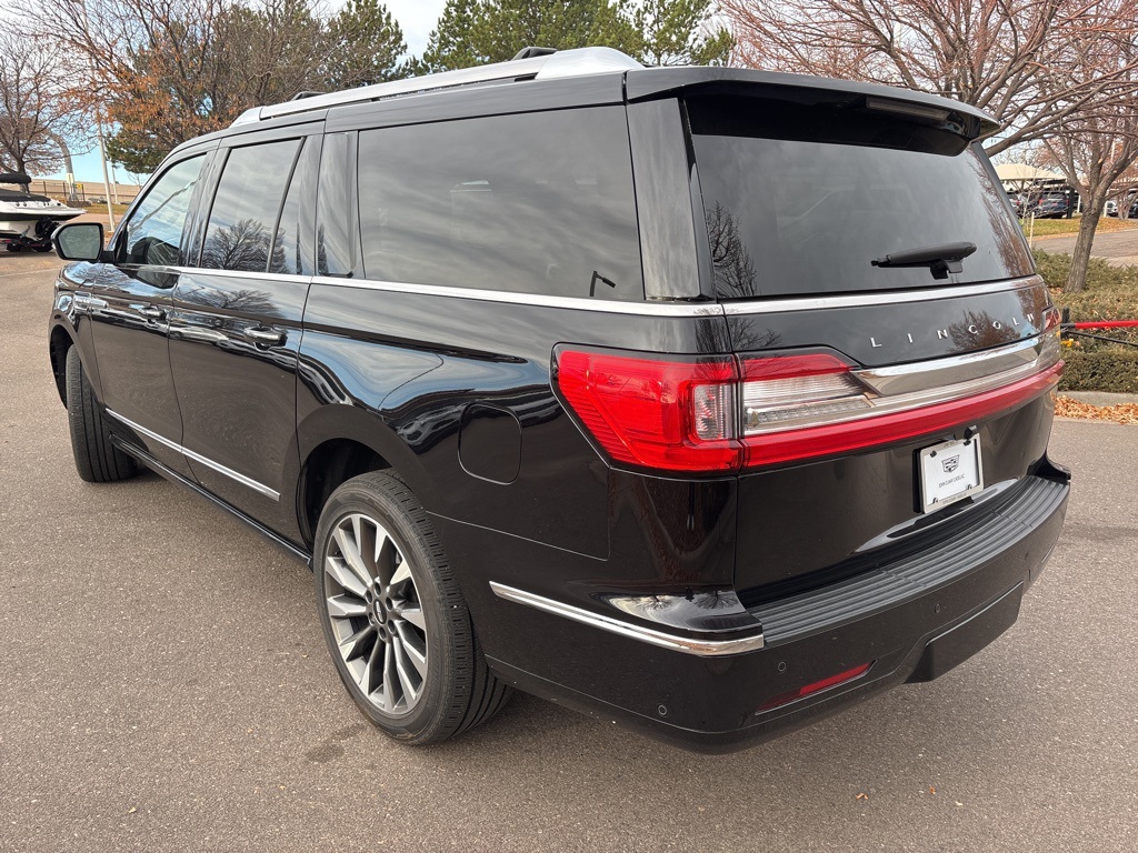 2021 Lincoln Navigator L Reserve photo 2
