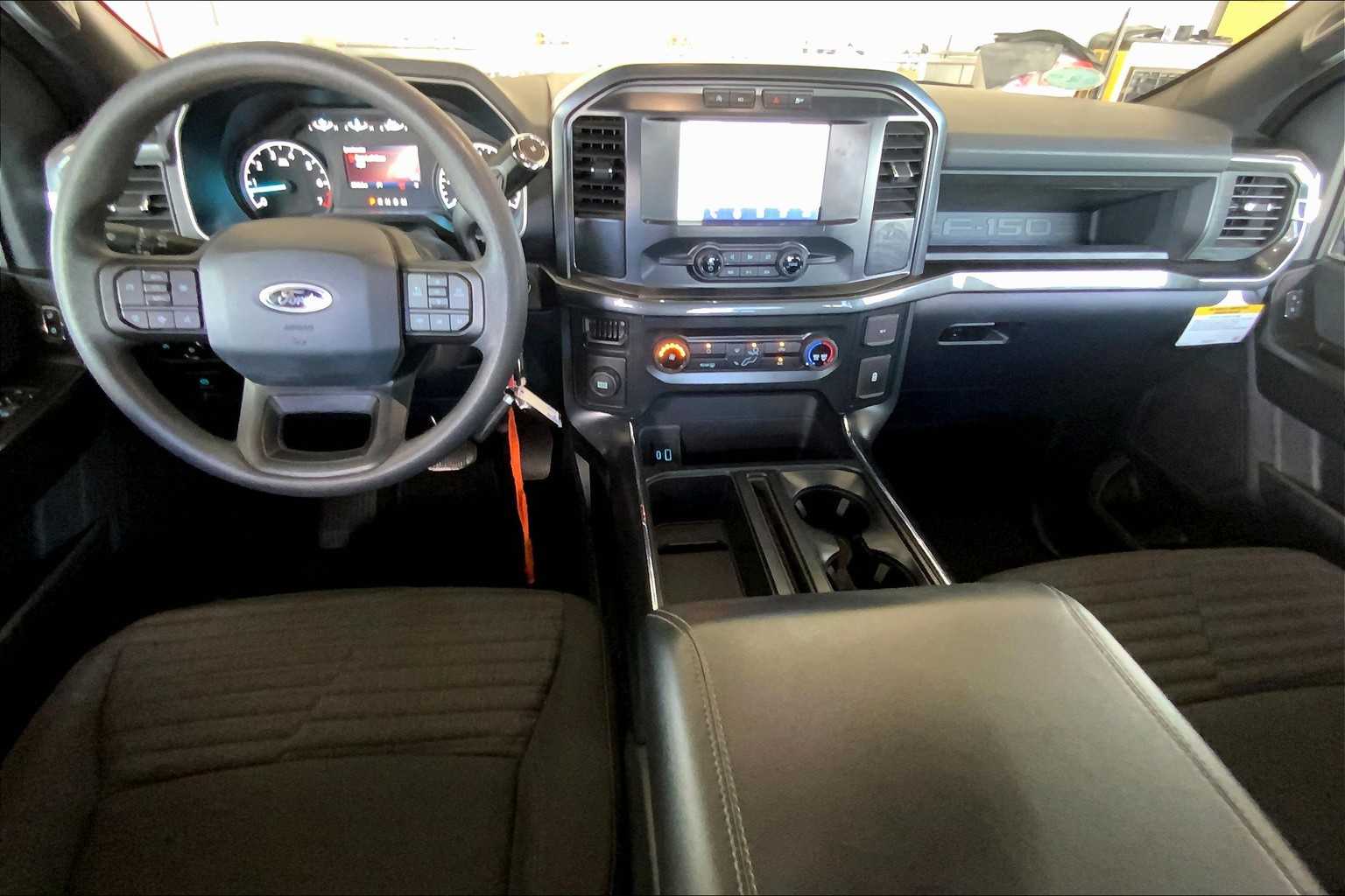 2022 Ford F-150 XL photo 14