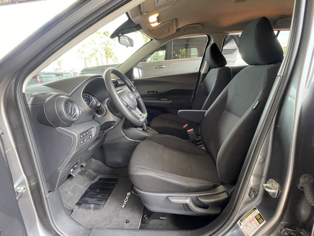 2024 Nissan Kicks S photo 19