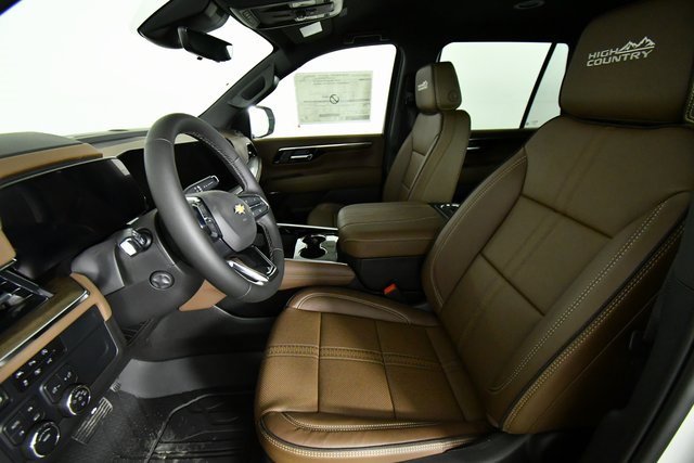 2025 Chevrolet Tahoe High Country photo 4