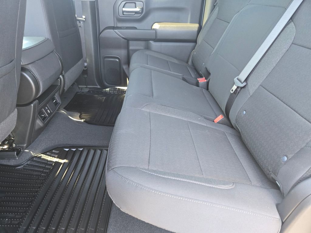 2026 Chevrolet Silverado 1500 Custom photo 7