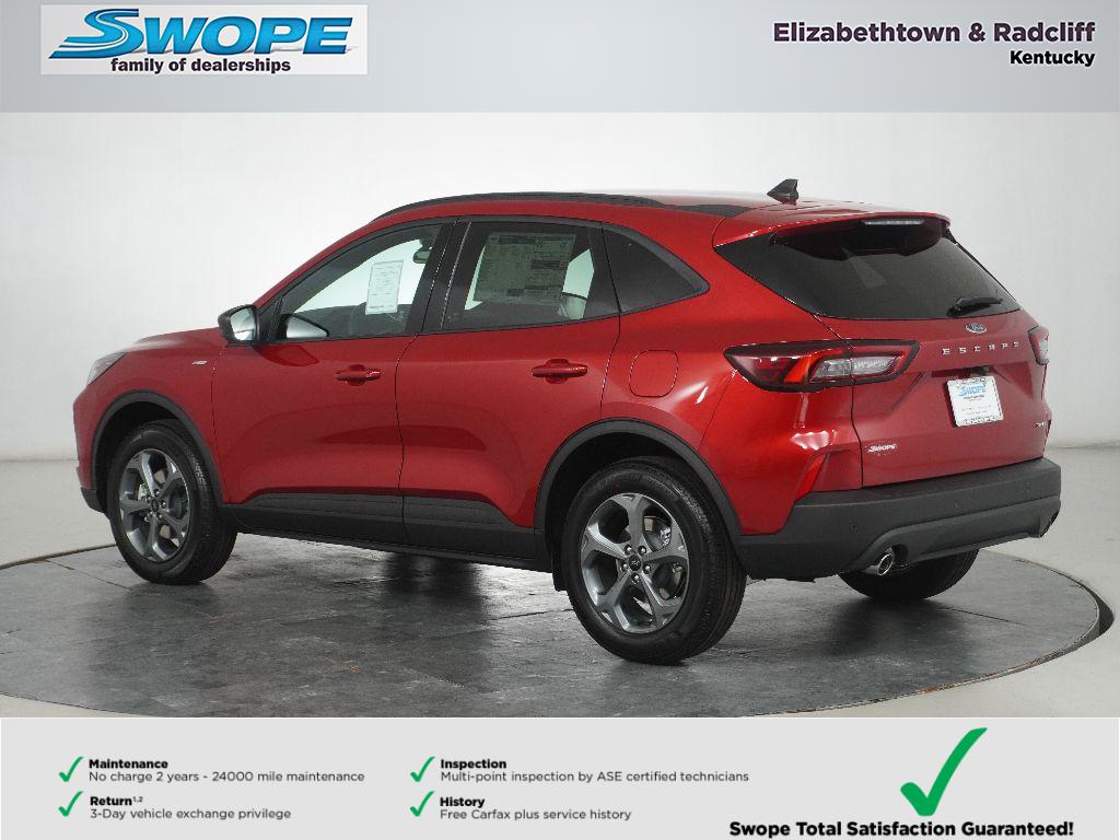 2026 Ford Escape ST-Line photo 4