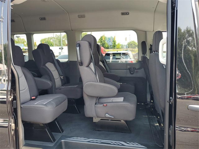 2023 Ford Transit photo 22
