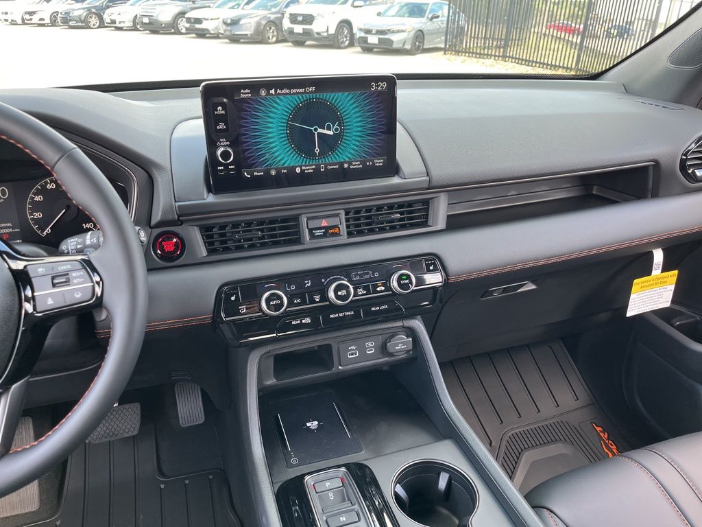 2025 Honda Pilot TrailSport photo 4