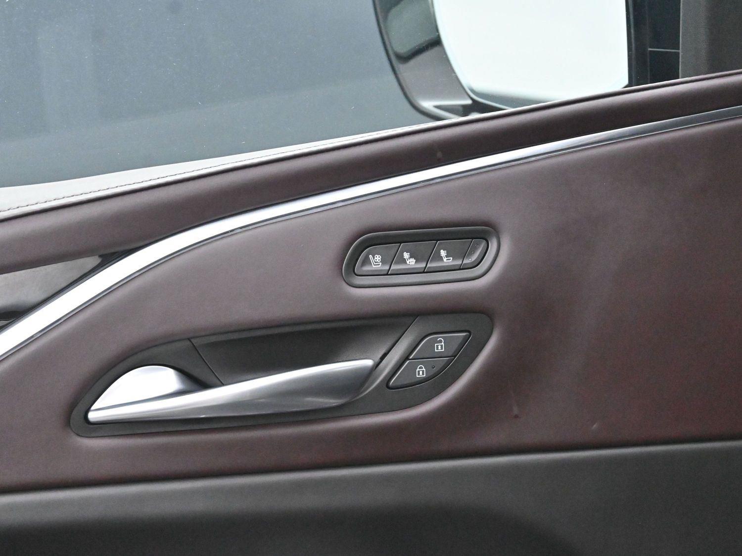 2022 Cadillac Escalade Sport Platinum photo 12