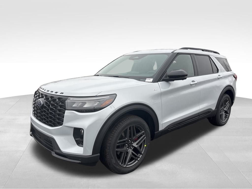 2026 Ford Explorer ST-LINE's photo