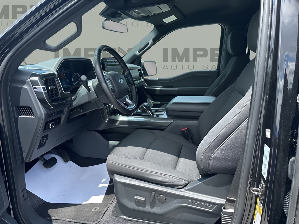 2023 Ford F-150 XLT photo 14