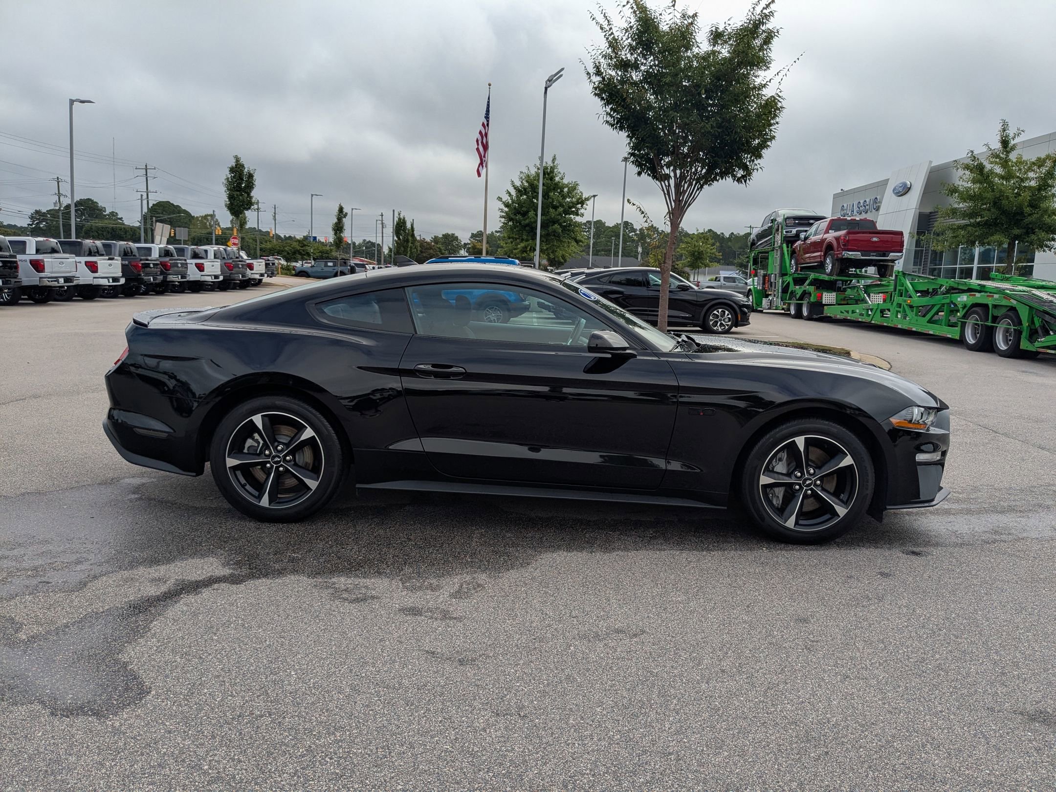 2021 Ford Mustang GT photo 7