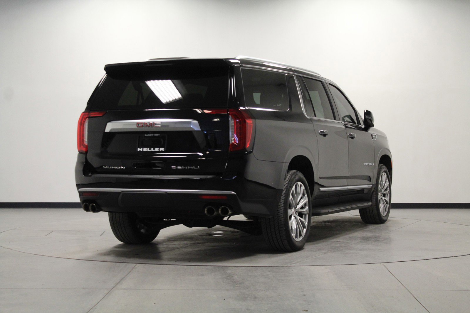 2024 Gmc Yukon XL Denali photo 2