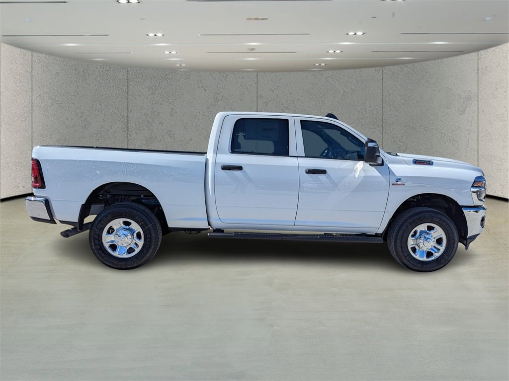 2025 Ram 2500 Tradesman photo 3