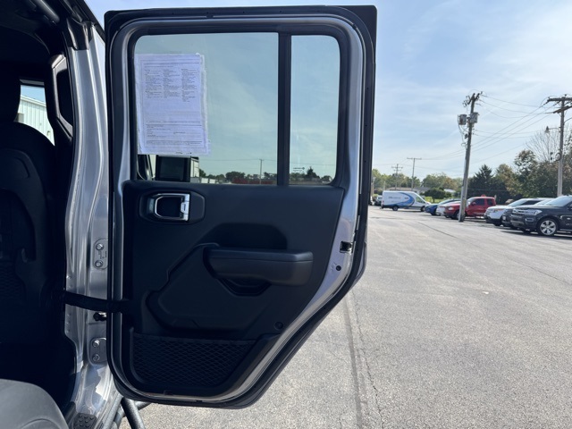 2018 Jeep Wrangler Unlimited Rubicon photo 22