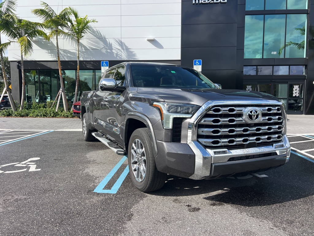 2022 Toyota Tundra 1794 Edition photo 3