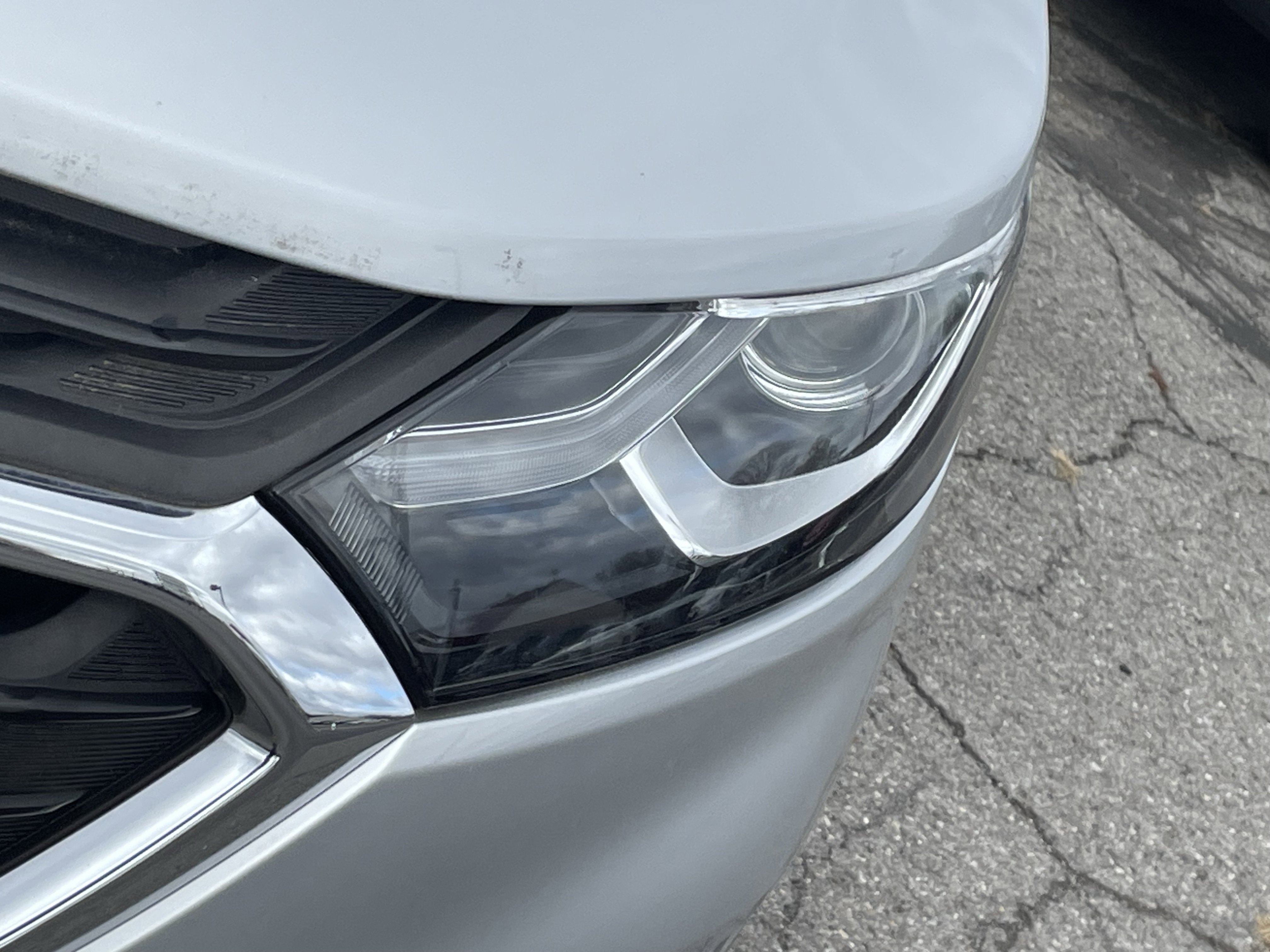 2018 Chevrolet Equinox LS photo 4