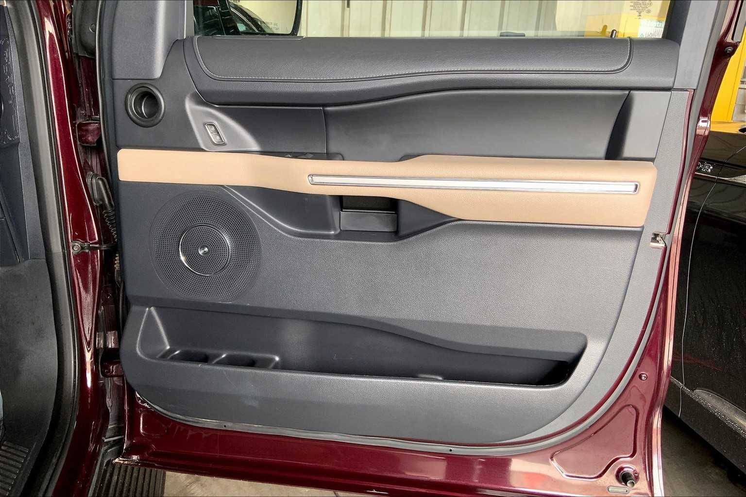 2024 Ford Expedition MAX Limited photo 20