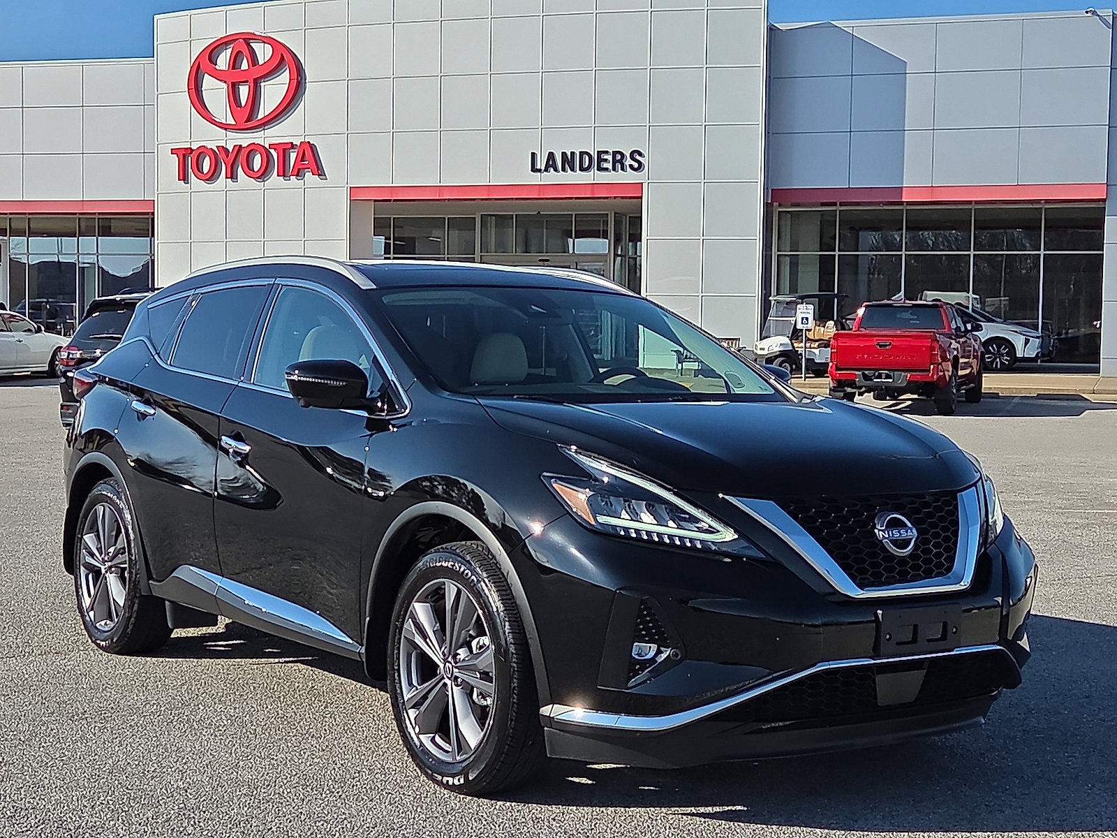 2024 Nissan Murano Platinum's photo