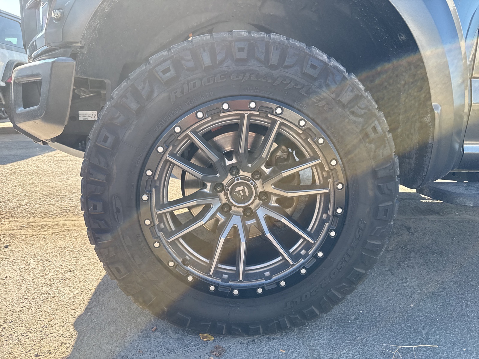 2020 Ford F-150 Raptor photo 2