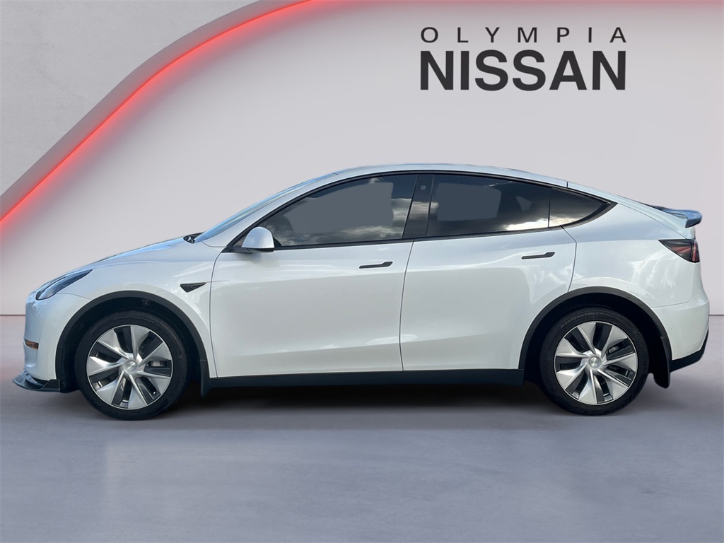 2022 Tesla Model Y Long Range photo 2