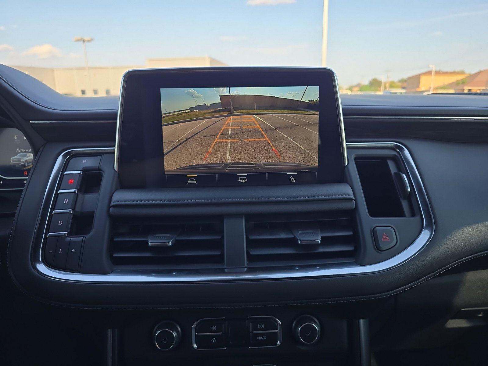 2023 Chevrolet Tahoe Z71 photo 14