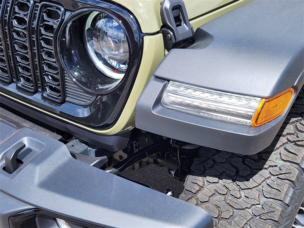 2025 Jeep Wrangler Willys photo 5