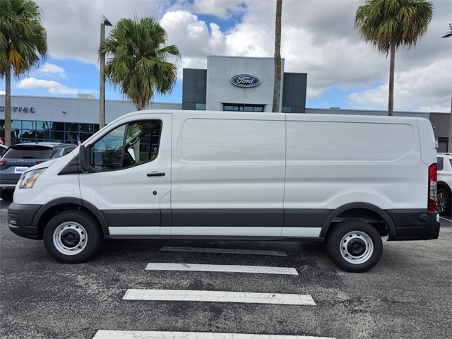 2024 Ford Transit photo 2