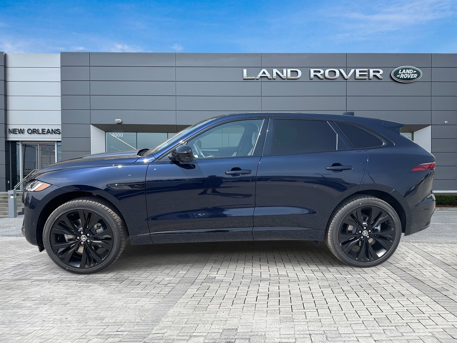 2026 Jaguar F-PACE P250 R-Dynamic S photo 2