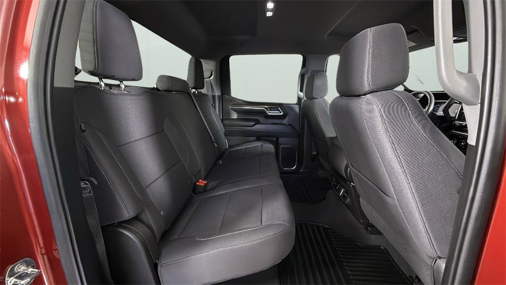 2024 Chevrolet Silverado 1500 LT photo 24
