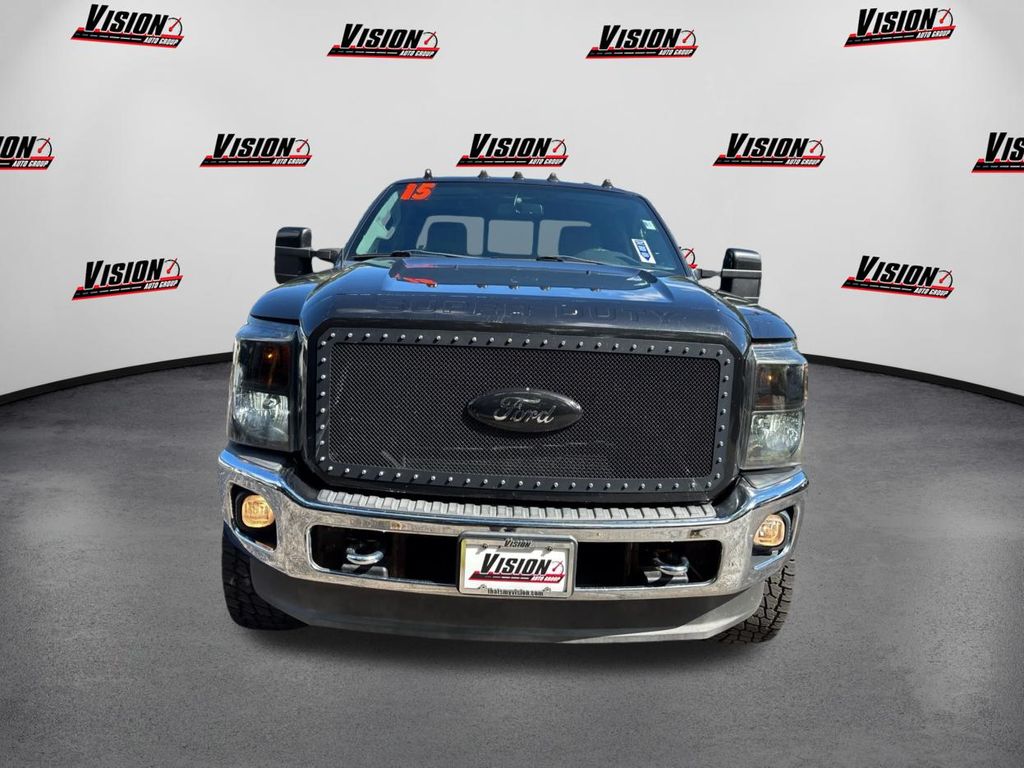 2015 Ford F-250 photo 3