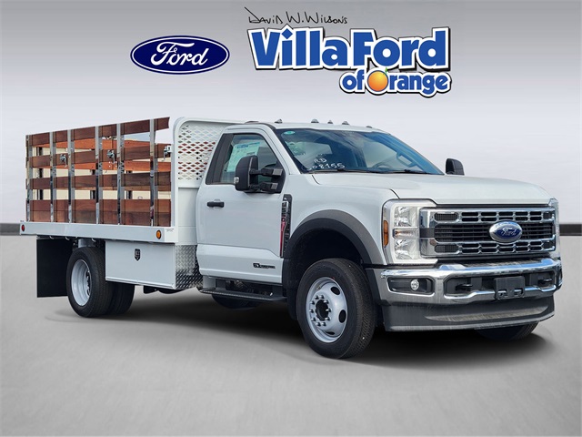 2025 Ford F-550 Super Duty Chassis Cab XL's photo