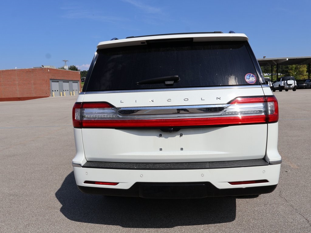 2021 Lincoln Navigator L Reserve photo 9