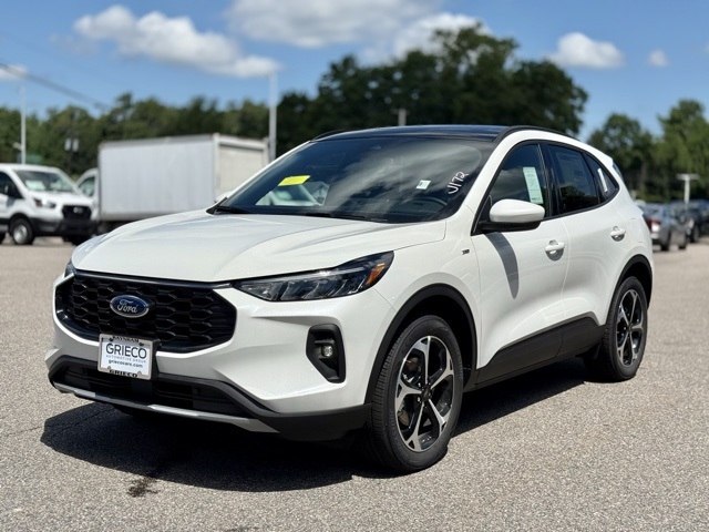 2025 Ford Escape Hybrid ST-Line Select photo 8