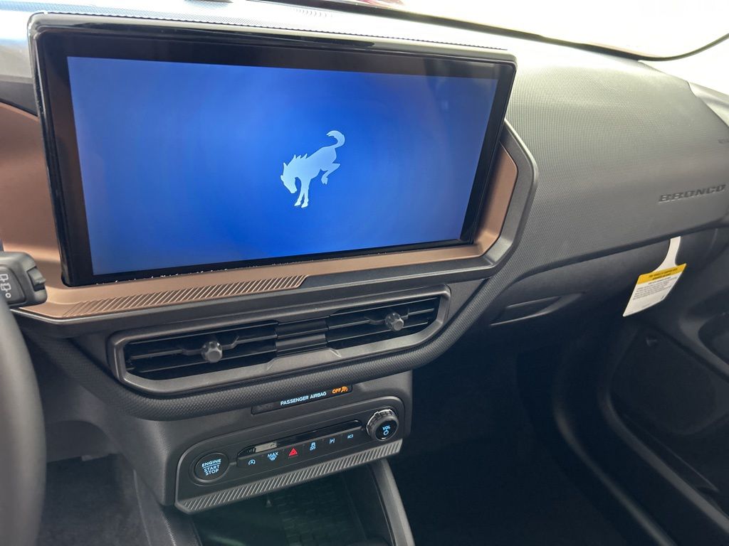 2025 Ford Bronco Sport Outer Banks photo 20
