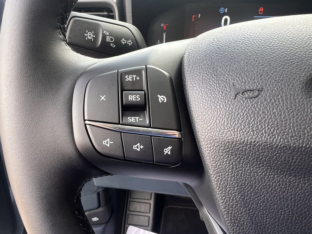 2025 Ford Maverick XLT photo 17