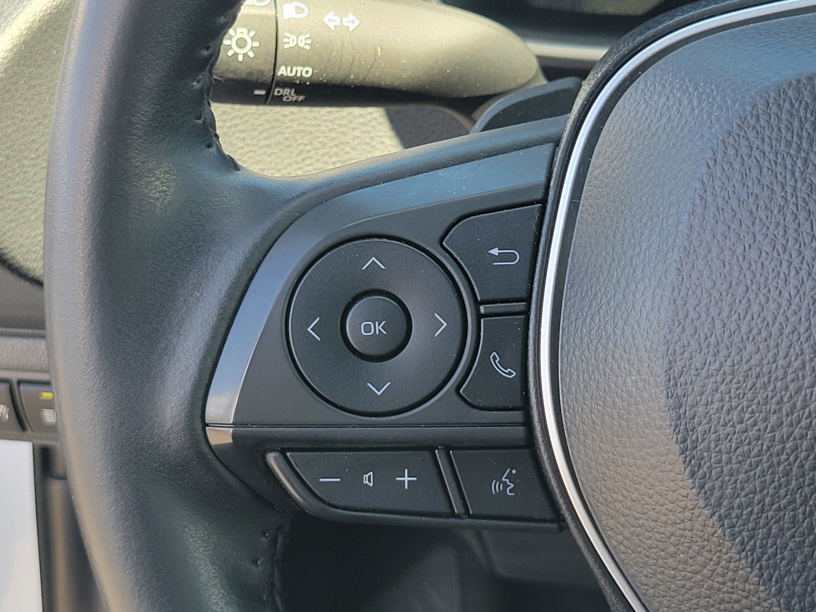 2024 Toyota Corolla XSE photo 4