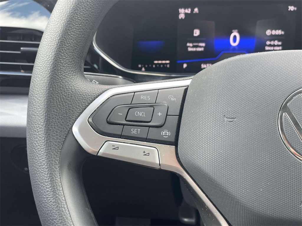2022 Volkswagen Taos S photo 13