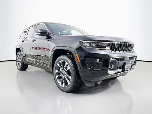 2025 Jeep Grand Cherokee Overland's photo