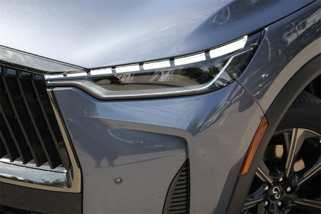 2026 Infiniti QX60 Autograph photo 2