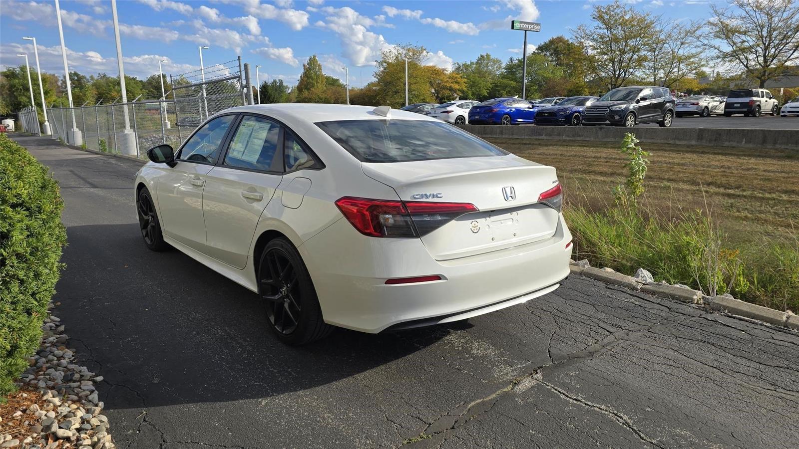 2022 Honda Civic Sport photo 4