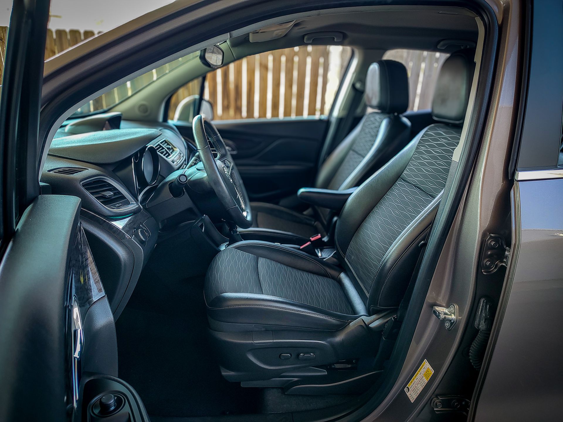 2015 Buick Encore Base photo 7