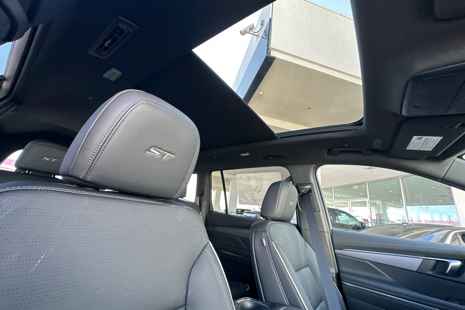 2026 Buick Enclave Sport Touring photo 16
