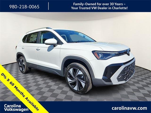 2025 Volkswagen Taos SE's photo