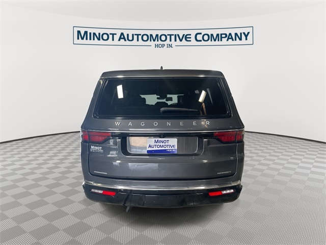 2023 Jeep Wagoneer Series III photo 3