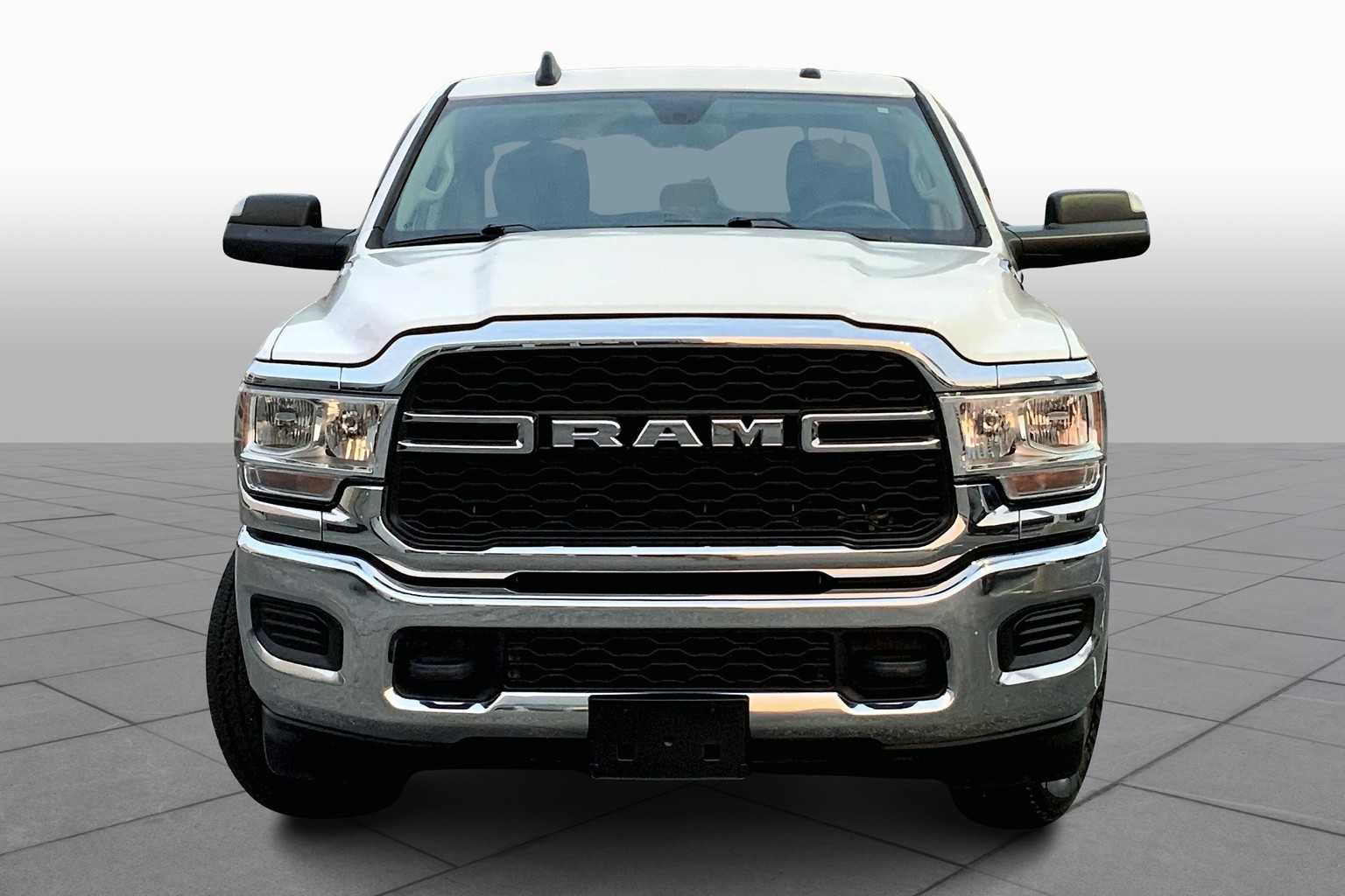 2020 Ram 2500 Tradesman photo 3