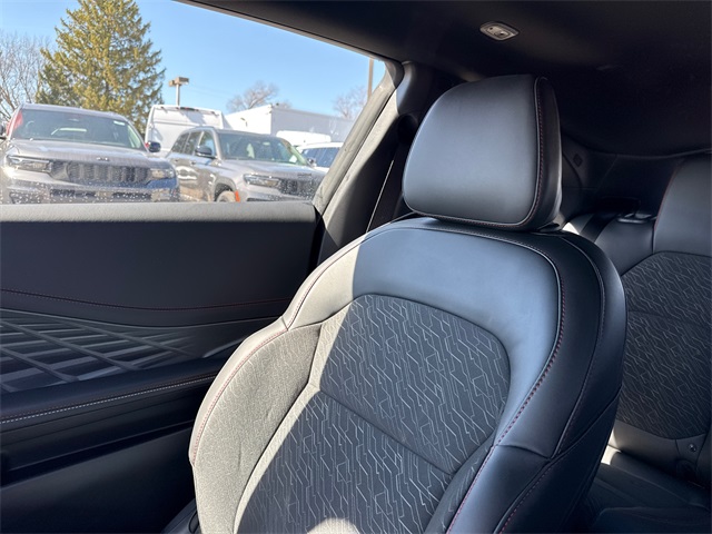 2025 Dodge Charger R/T photo 25